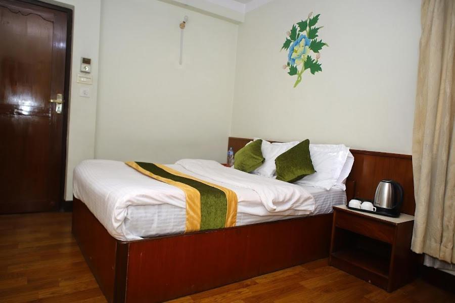 Bouddha Green Hotel Kathmandu Exteriör bild