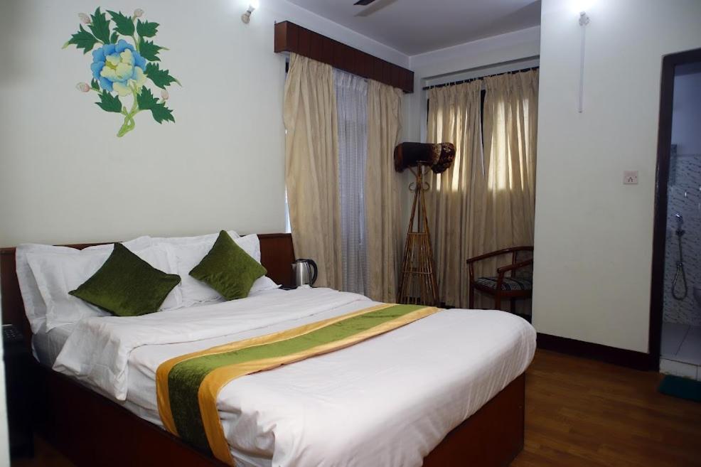 Bouddha Green Hotel Kathmandu Exteriör bild